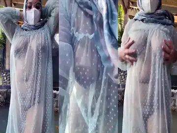 Bokep Jilbab Baju Transparan Outdoor Amatir